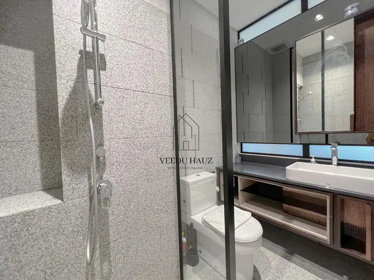 Scarletz Suites At Klcc By Veedu Hauz クアラルンプール 0*,  マレーシア